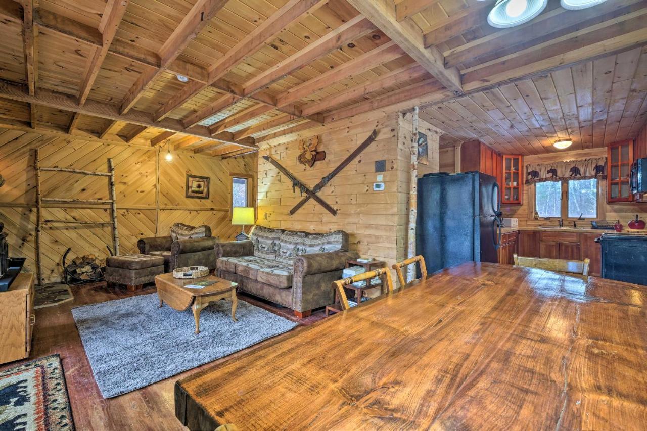 Secluded Johnsburg Retreat With Hot Tub And Fire Pit Villa Eksteriør bilde