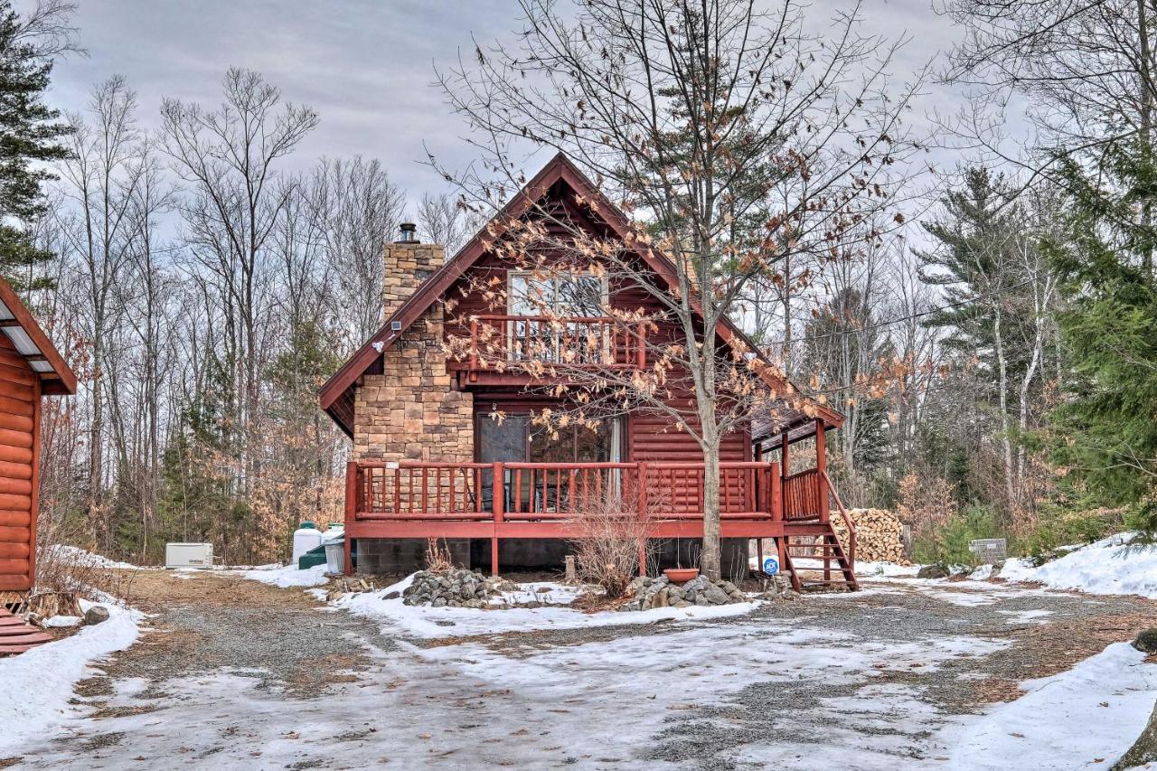 Secluded Johnsburg Retreat With Hot Tub And Fire Pit Villa Eksteriør bilde