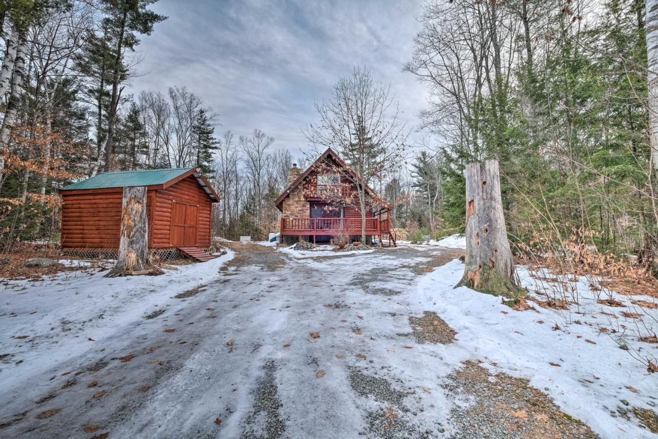 Secluded Johnsburg Retreat With Hot Tub And Fire Pit Villa Eksteriør bilde